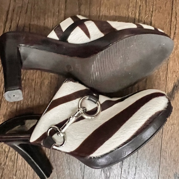 Coach mules worn once - Picture 3 of 8